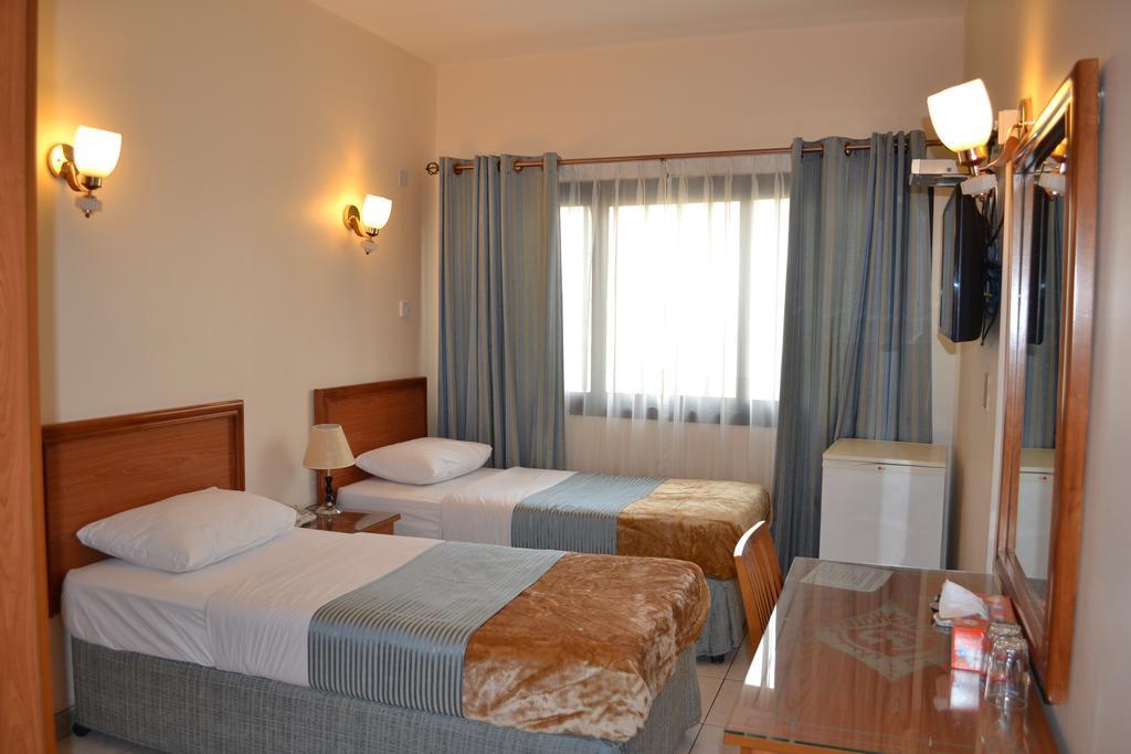 Tara Hotel Llc Dubai Bilik gambar