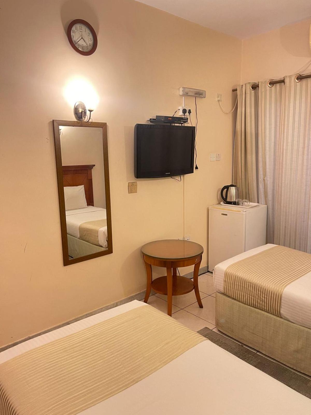 Tara Hotel Llc Dubai Luaran gambar