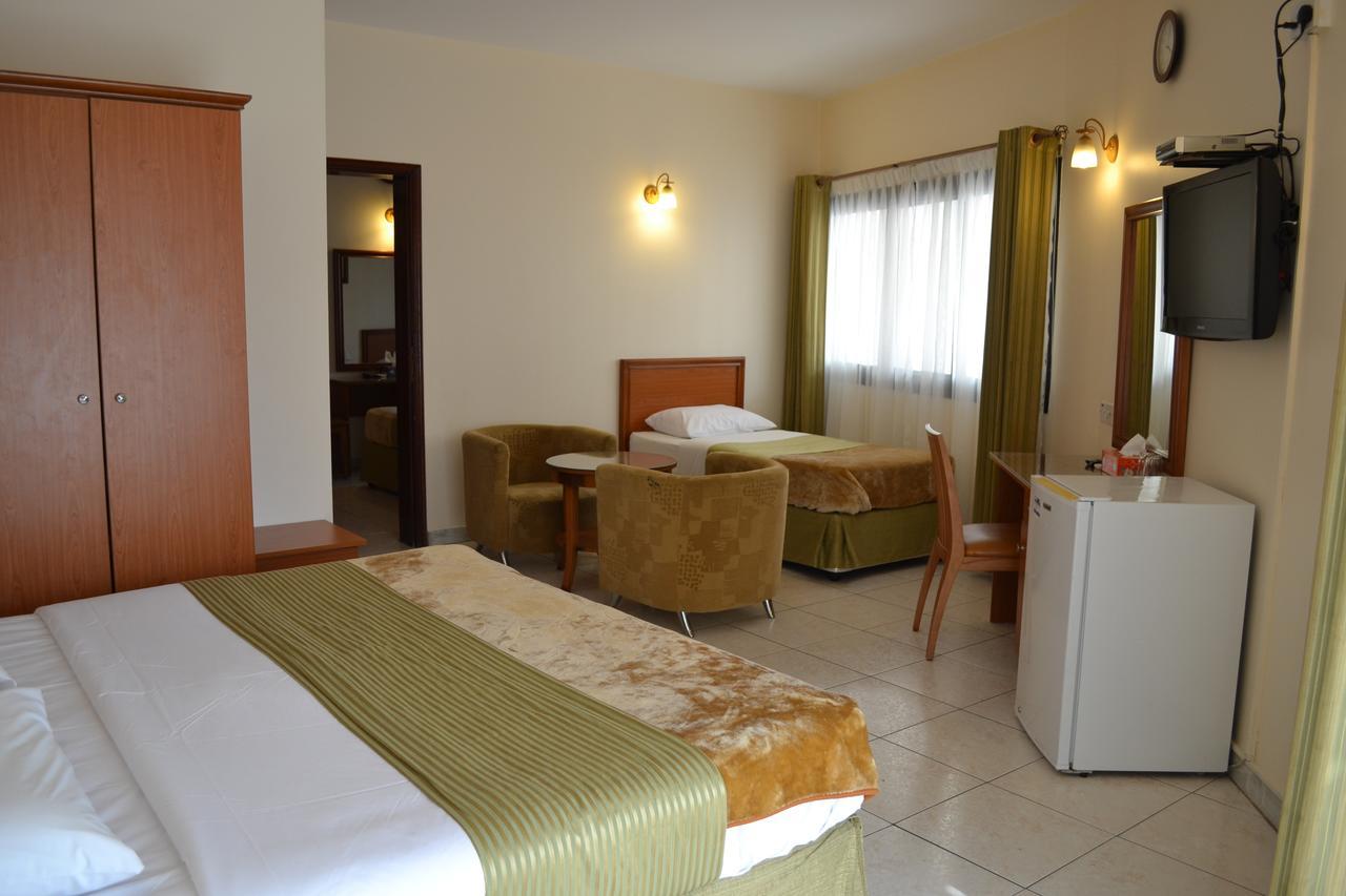 Tara Hotel Llc Dubai Bilik gambar